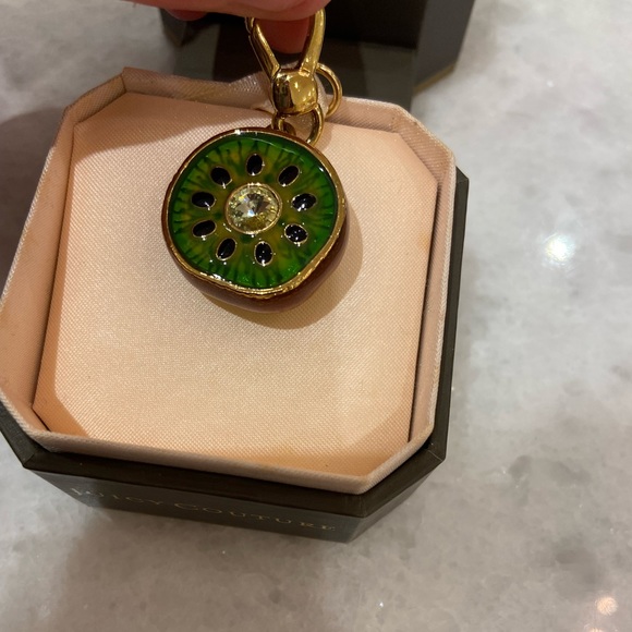 Juicy couture kiwi charm - Picture 2 of 5